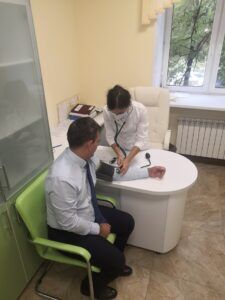 пациент пришел на прием в медицинский центр